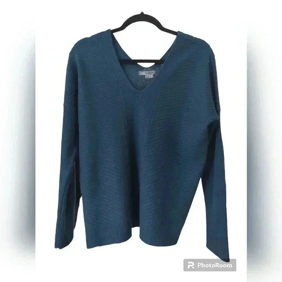 Vince Sweaters - Vince Evergreen Wool Cashmere Plunging Vneck Long Knit Top Tunic Sweater Women S